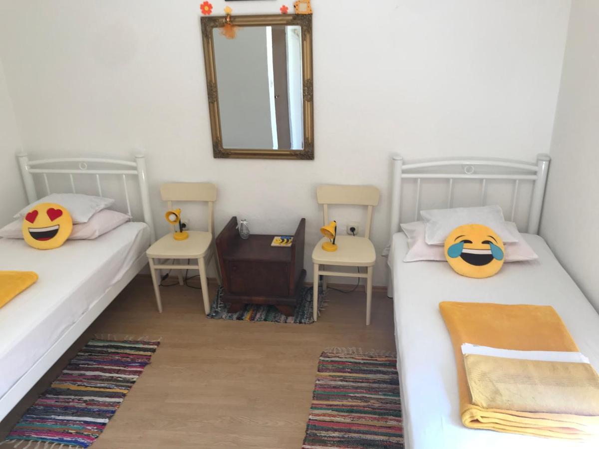 Holiday Home Klaic - Kids Friendly Gruda Bagian luar foto