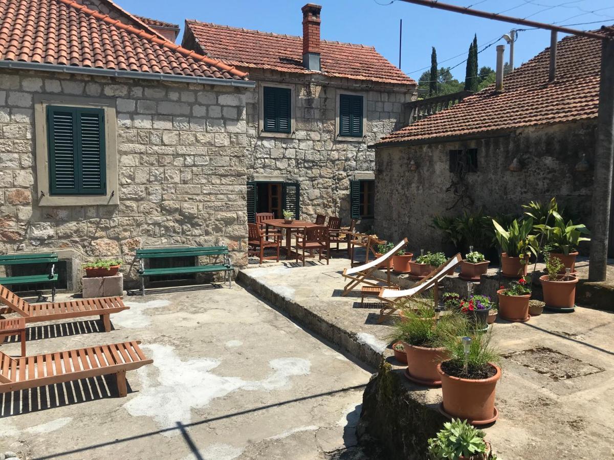Holiday Home Klaic - Kids Friendly Gruda Bagian luar foto